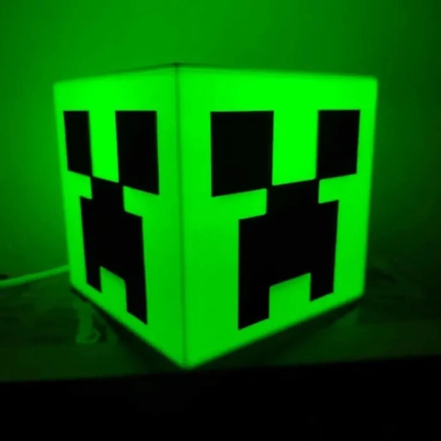 Lámpara cúbica estilo Minecraft impresa en 3D